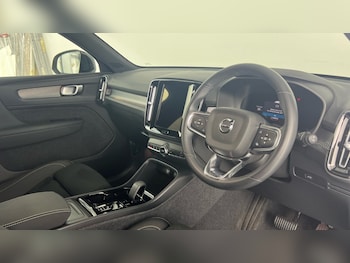 Used Volvo XC40 2024 for sale - 78550054: Photo