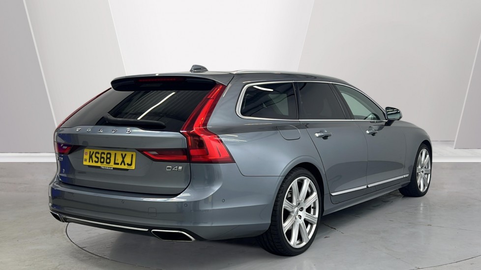Used Volvo V90 2018 for sale - 77307478: Photo 2