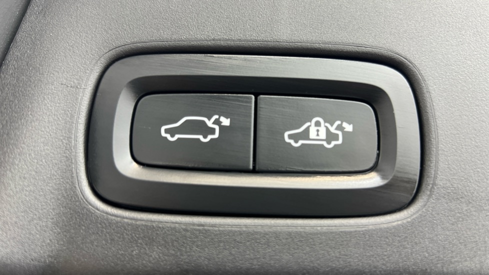 Used Volvo V90 2018 for sale - 77307478: Photo 35