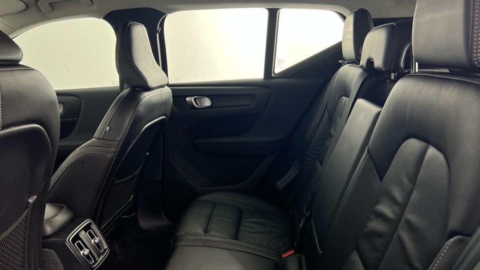 Used Volvo XC40 2022 for sale - 77512603: Photo 33