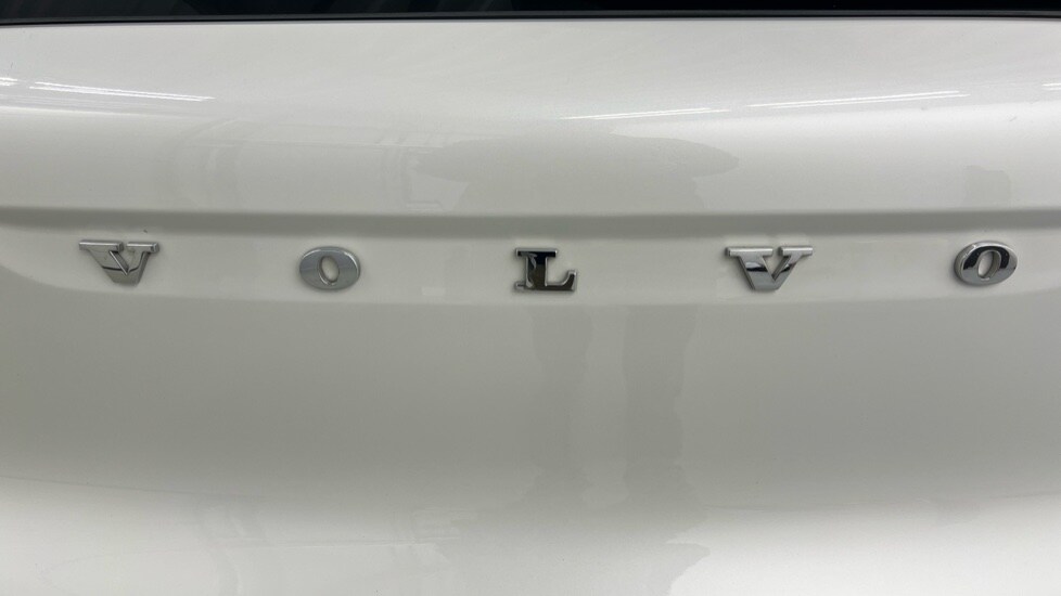 Used Volvo XC40 2022 for sale - 77512603: Photo 49