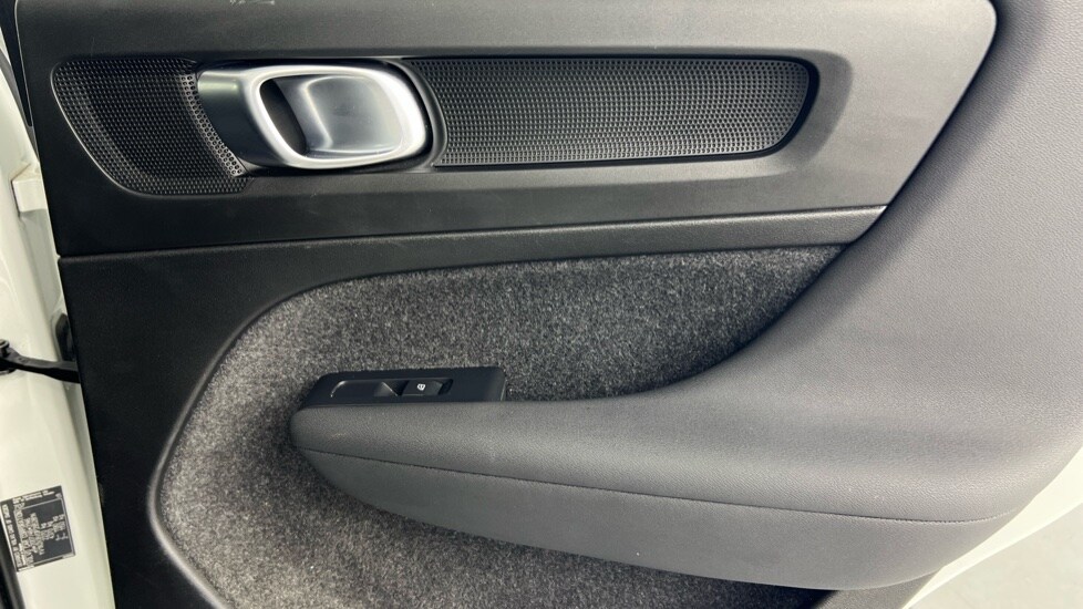 Used Volvo XC40 2022 for sale - 77512603: Photo 55