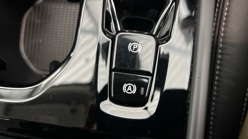 Used Volvo XC40 2022 for sale - 77512603: Photo 62