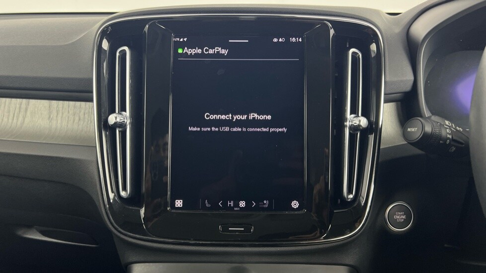 Used Volvo XC40 2022 for sale - 77512603: Photo 68