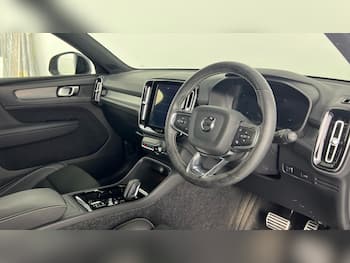 Used Volvo XC40 2021 for sale - 79442116: Photo