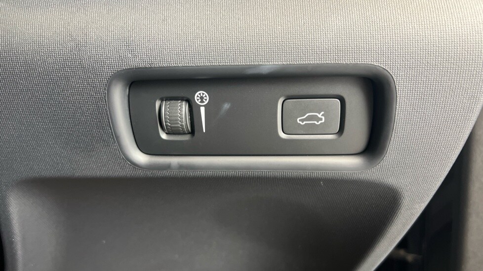 Used Polestar Polestar 2 2022 for sale - 77911132: Photo 59