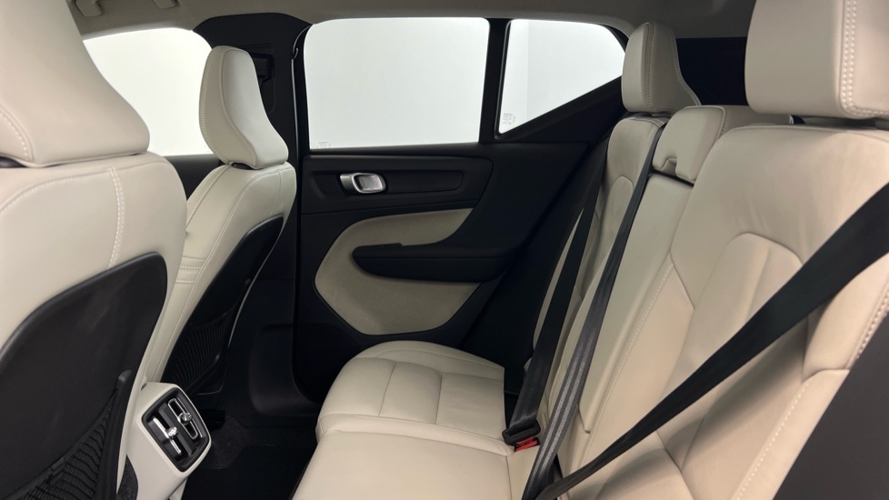 Used Volvo XC40 2025 for sale - 77634677: Photo 33