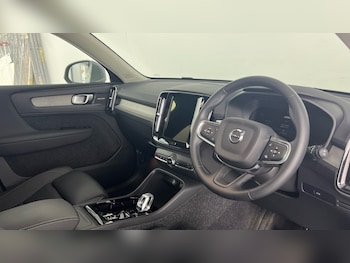 Used Volvo XC40 2025 for sale - 79374811: Photo