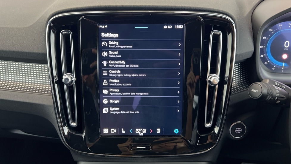 Used Volvo XC40 2025 for sale - 77025331: Photo 14