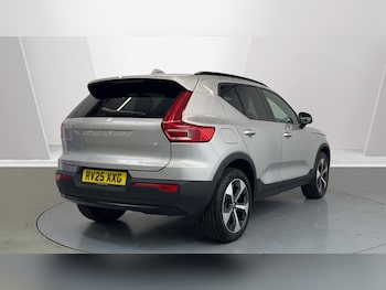 Used Volvo XC40 2025 for sale - 77025331: Photo