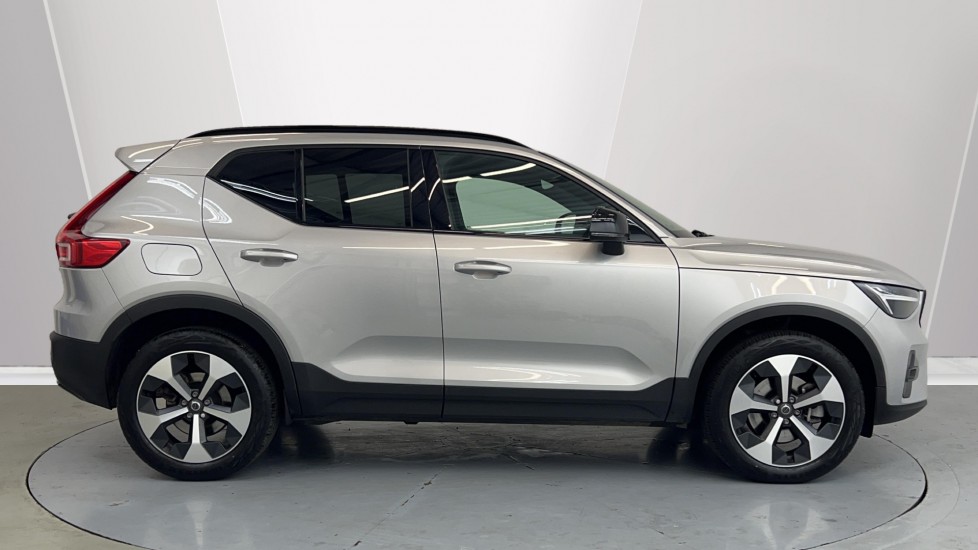 Used Volvo XC40 2025 for sale - 77025331: Photo 3