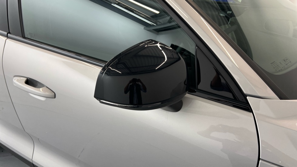 Used Volvo XC40 2025 for sale - 77025331: Photo 43