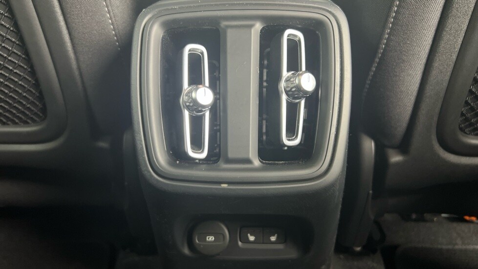 Used Volvo XC40 2023 for sale - 78206726: Photo 14