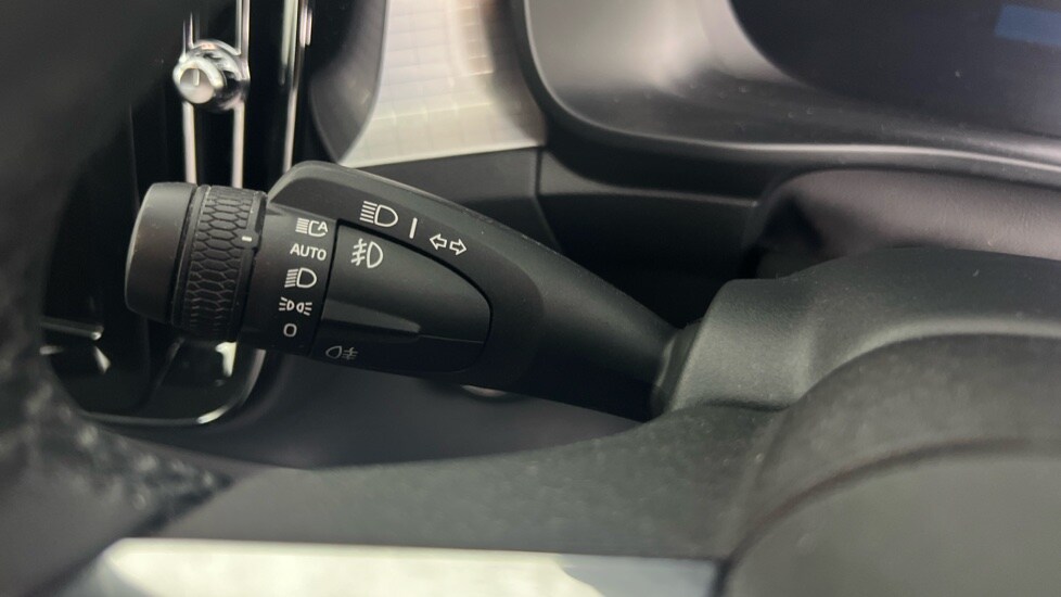 Used Volvo XC40 2023 for sale - 78206726: Photo 20