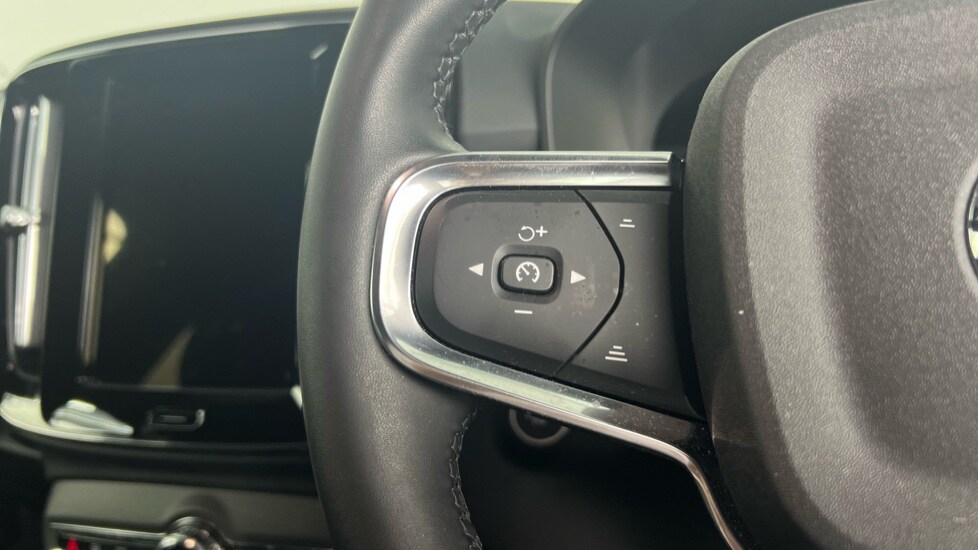 Used Volvo XC40 2023 for sale - 78206726: Photo 21