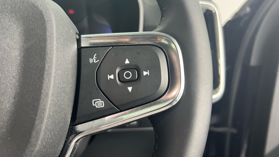 Used Volvo XC40 2023 for sale - 78206726: Photo 22