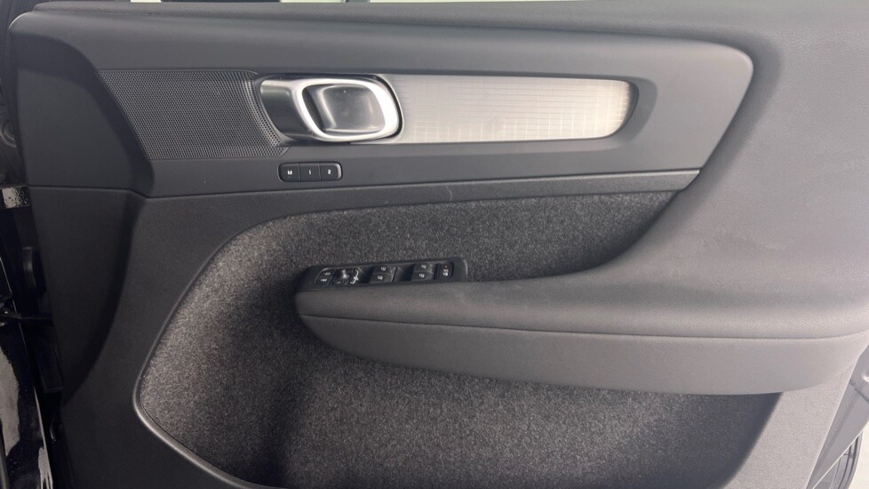 Used Volvo XC40 2023 for sale - 78206726: Photo 29