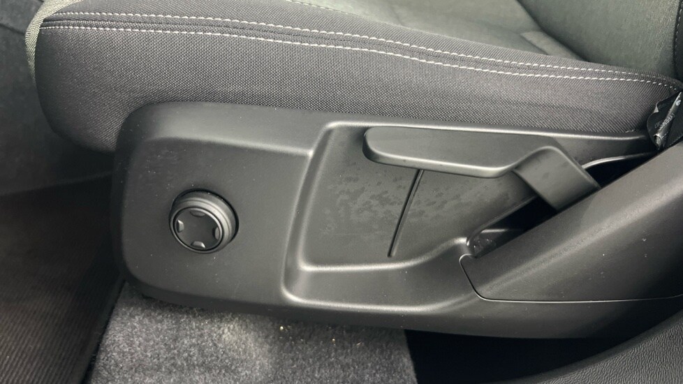 Used Volvo XC40 2023 for sale - 78206726: Photo 39