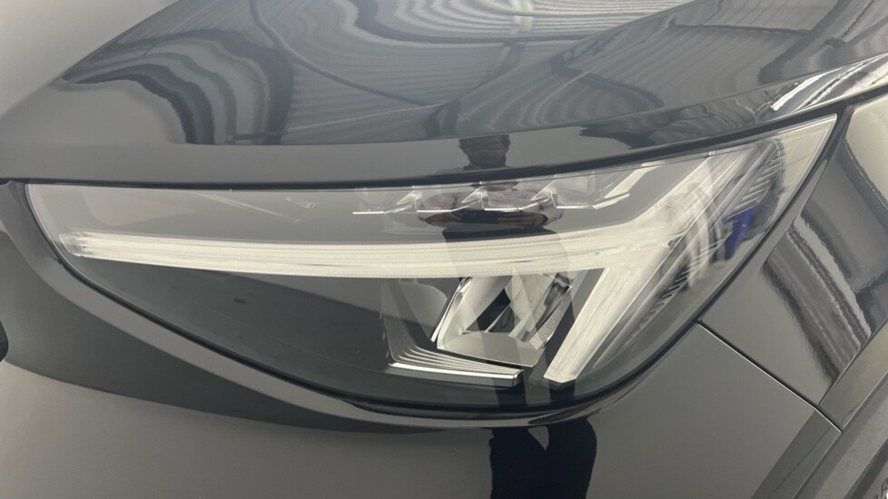 Used Volvo XC40 2023 for sale - 78206726: Photo 44