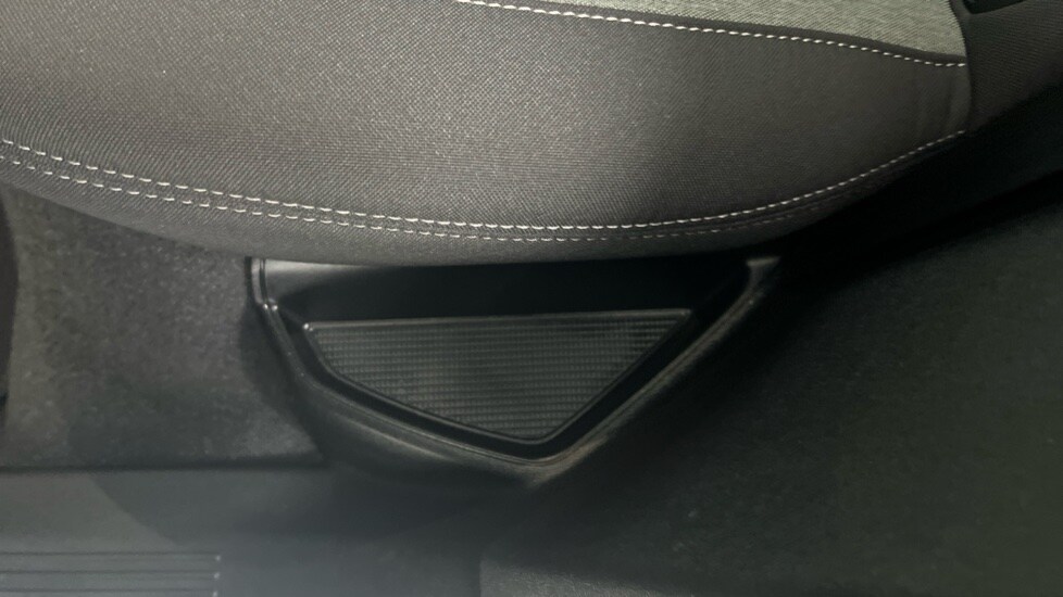 Used Volvo XC40 2023 for sale - 78206726: Photo 46