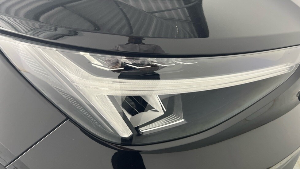 Used Volvo XC40 2023 for sale - 78206726: Photo 59