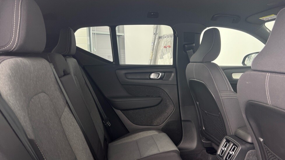 Used Volvo XC40 2023 for sale - 78206726: Photo 6