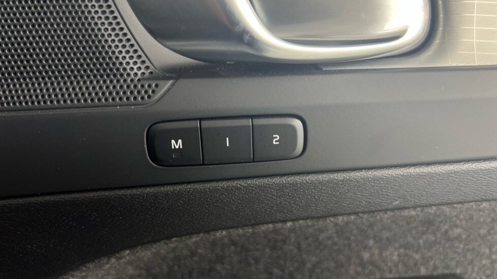 Used Volvo XC40 2023 for sale - 78206726: Photo 62