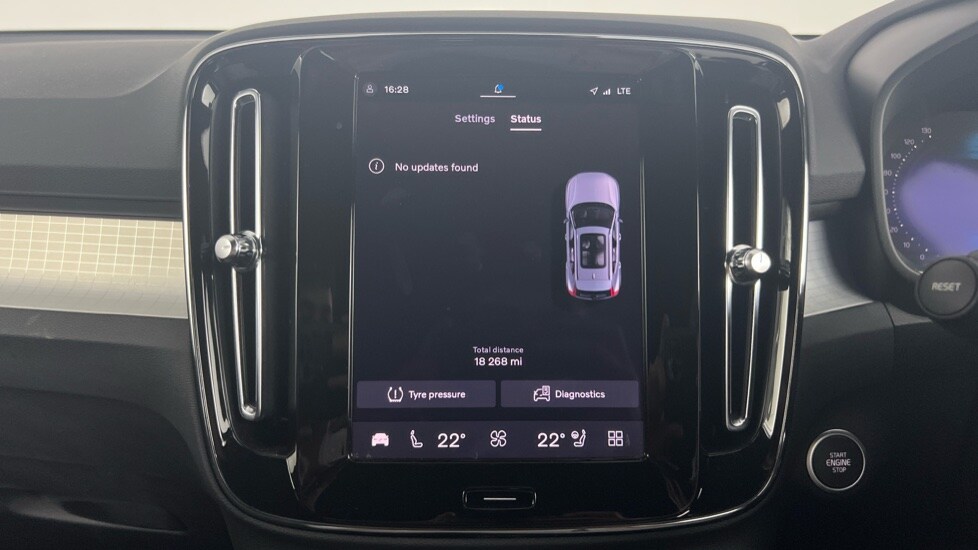 Used Volvo XC40 2023 for sale - 78206726: Photo 66