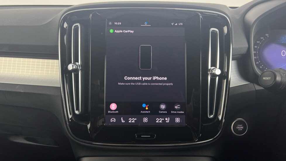 Used Volvo XC40 2023 for sale - 78206726: Photo 70