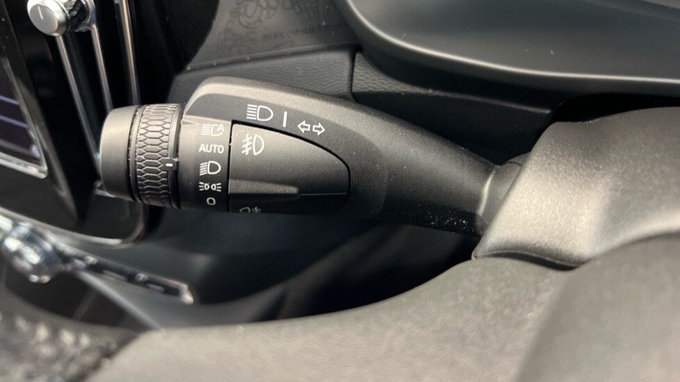 Used Volvo XC40 2023 for sale - 76487432: Photo 20