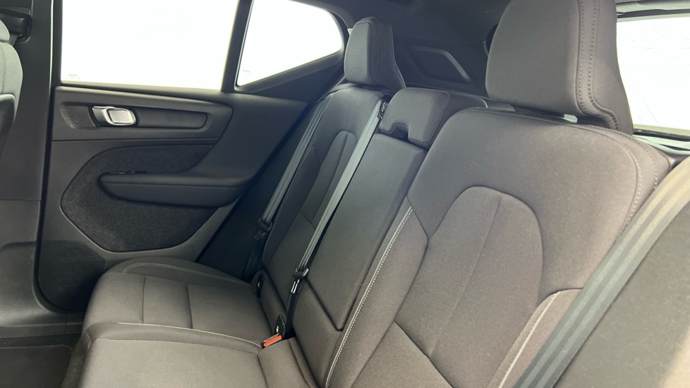 Used Volvo XC40 2023 for sale - 76487432: Photo 33