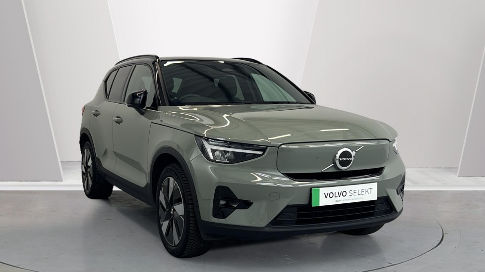 Used Volvo XC40 2023 for sale - 76487432: Photo 8