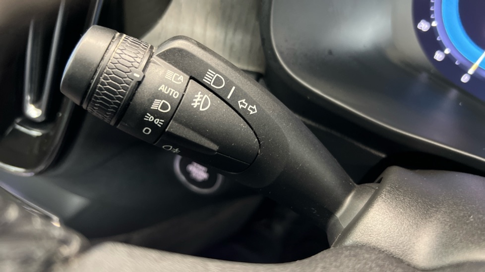 Used Volvo XC40 2022 for sale - 76942893: Photo 20