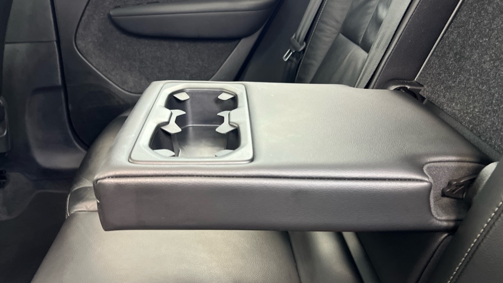 Used Volvo XC40 2022 for sale - 76942893: Photo 34