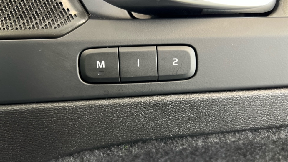 Used Volvo XC40 2022 for sale - 76942893: Photo 56