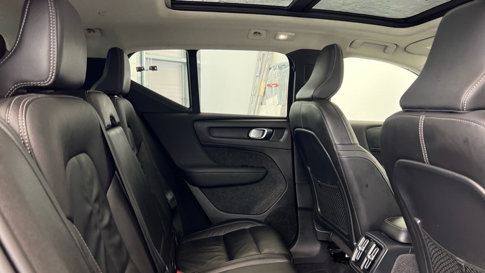 Used Volvo XC40 2022 for sale - 76942893: Photo 6