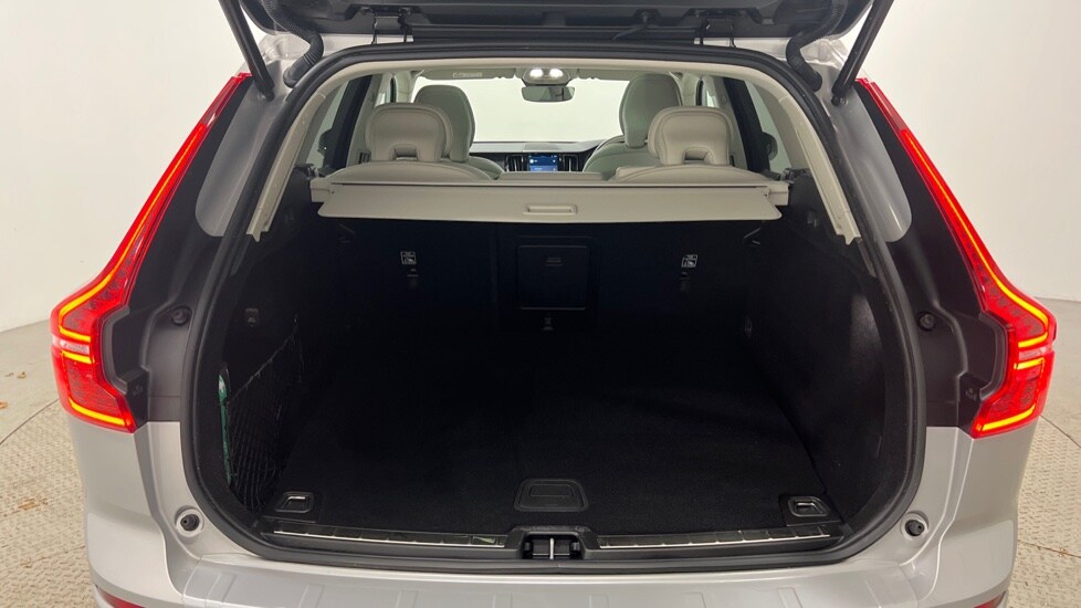 Used Volvo XC60 2021 for sale - 78123085: Photo 17