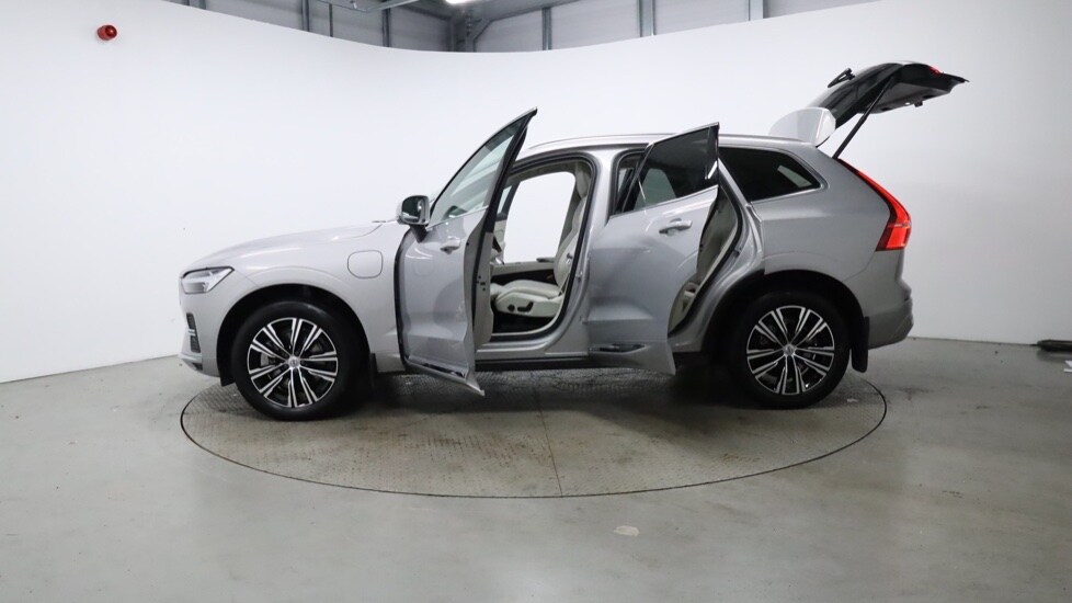 Used Volvo XC60 2021 for sale - 78123085: Photo 42