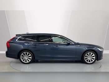 Used Volvo V90 2019 for sale - 76098024: Photo