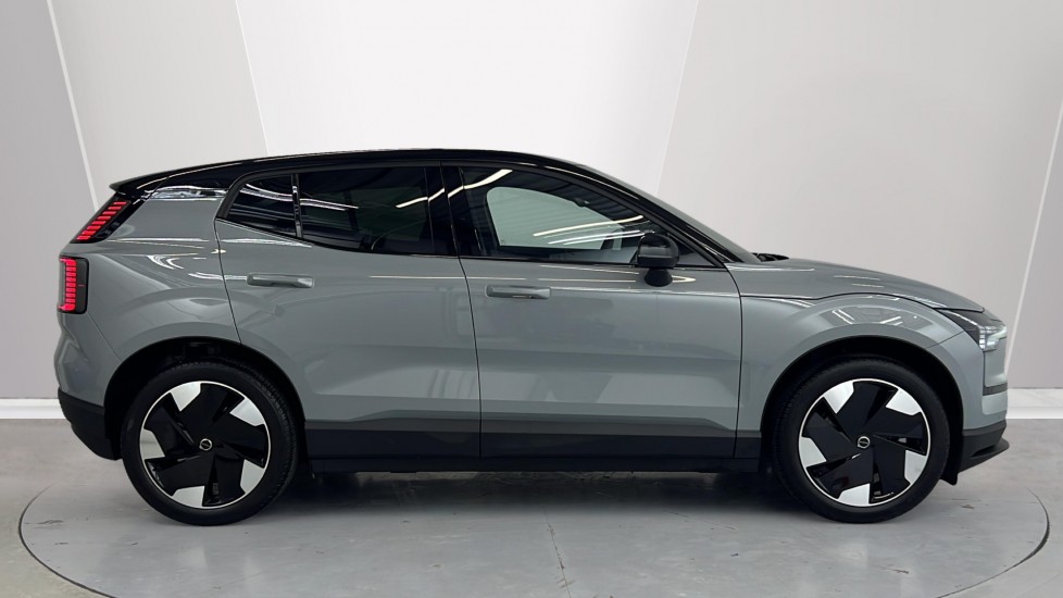 Used Volvo EX30 2025 for sale - 76668199: Photo 3