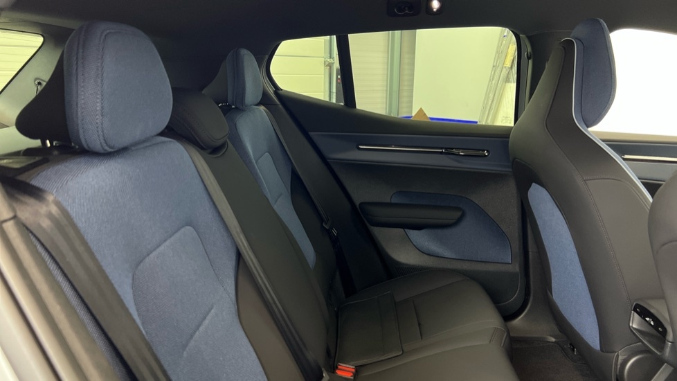 Used Volvo EX30 2025 for sale - 76668199: Photo 6