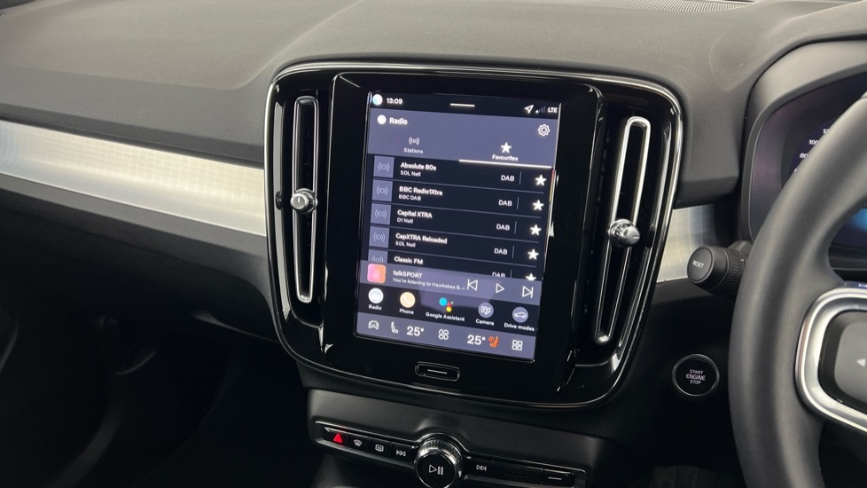 Used Volvo XC40 2025 for sale - 77636221: Photo 42