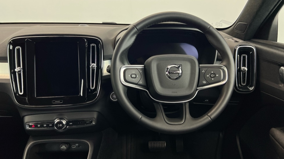 Used Volvo XC40 2024 for sale - 76021838: Photo 10