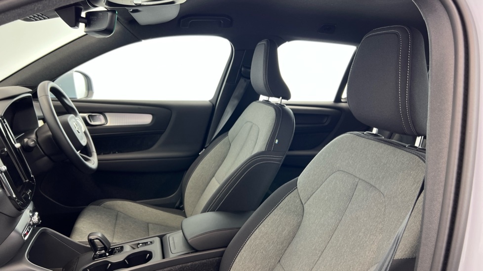 Used Volvo XC40 2024 for sale - 76021838: Photo 37