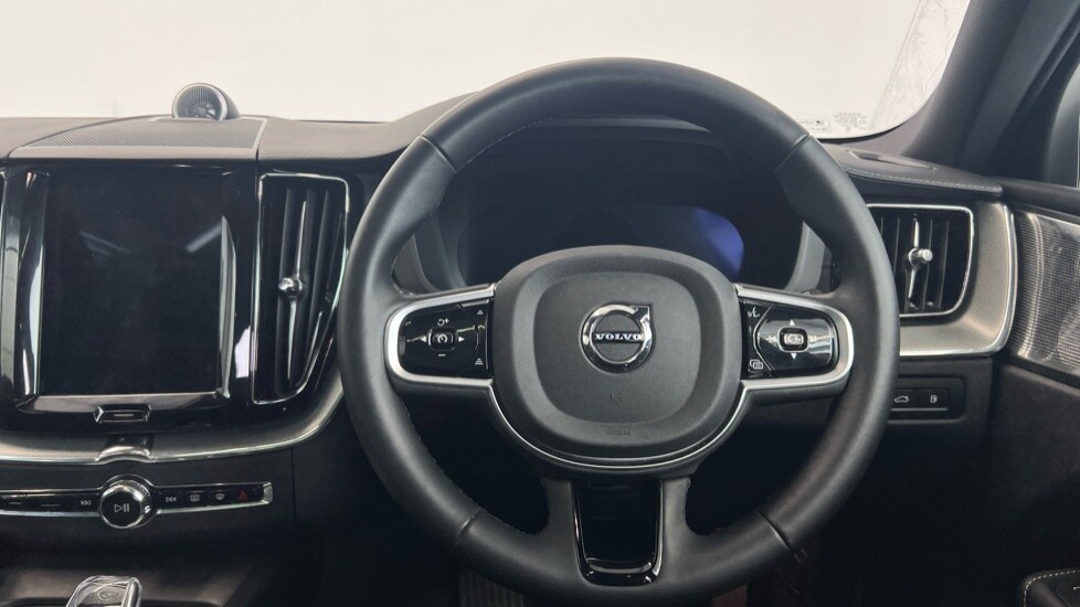 Used Volvo XC60 2025 for sale - 77959862: Photo 10