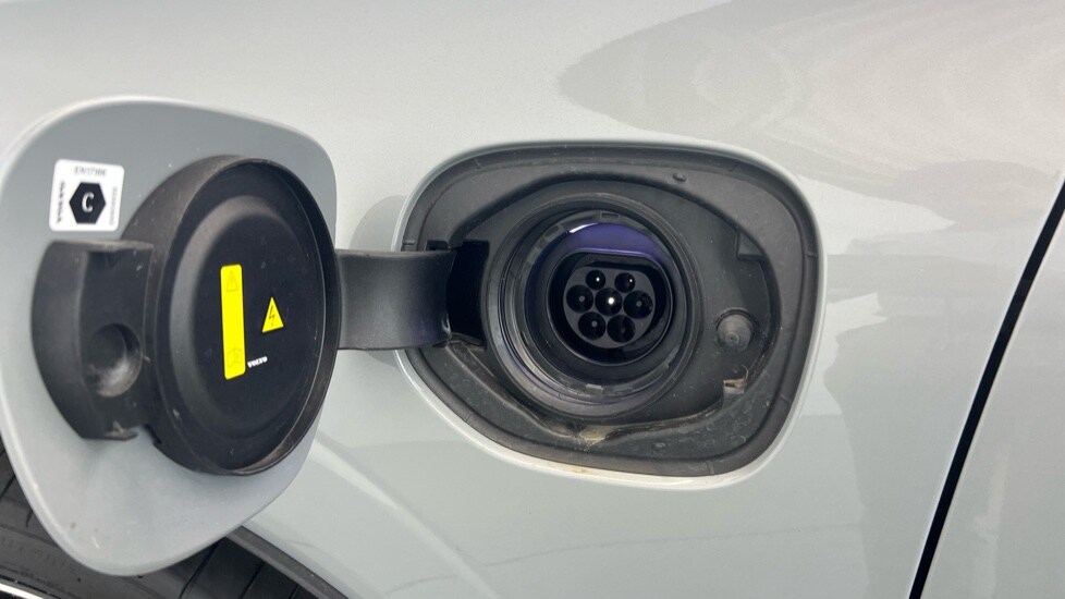 Used Volvo XC60 2025 for sale - 77959862: Photo 16