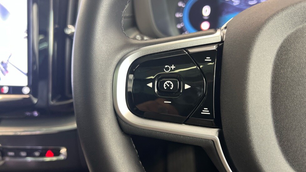 Used Volvo XC60 2025 for sale - 77959862: Photo 20