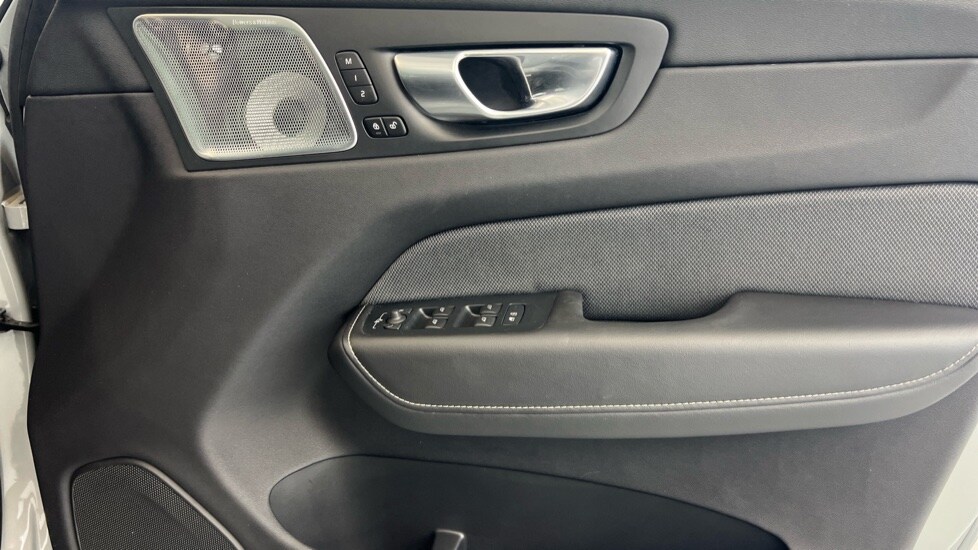 Used Volvo XC60 2025 for sale - 77959862: Photo 28