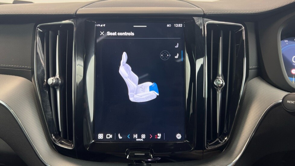 Used Volvo XC60 2025 for sale - 77959862: Photo 65