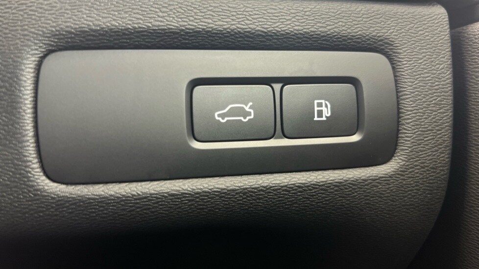 Used Volvo XC60 2025 for sale - 77959862: Photo 66